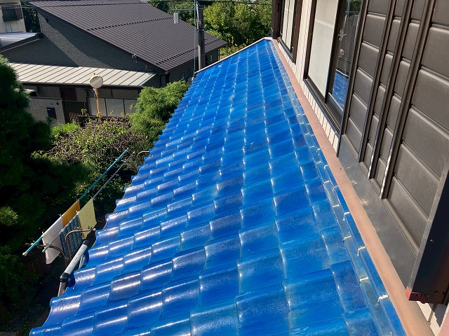 屋根と壁がつながっている